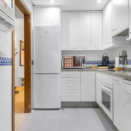 Superb Family Friendly Short Walk To
