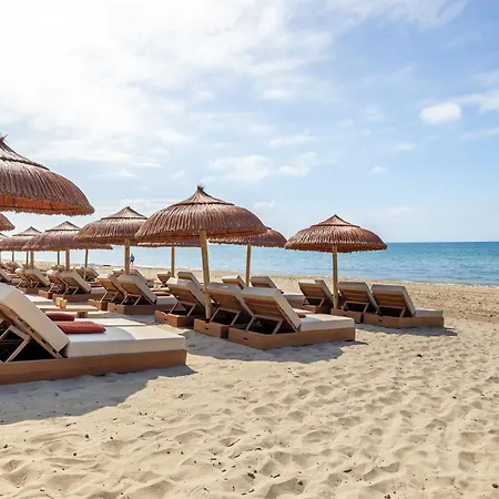 Superb Family Friendly Short Walk To ماربيا