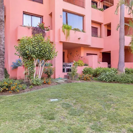 Superb Family Friendly Short Walk To